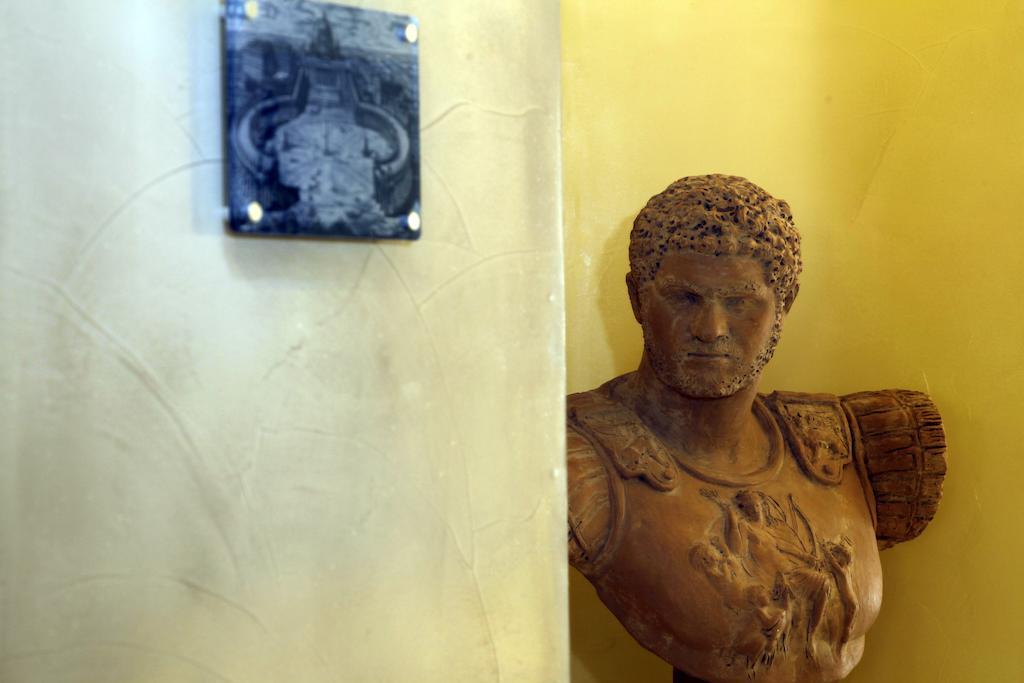 Myrome Vatican Eksteriør bilde
